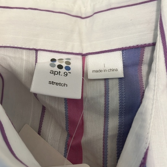 Women’s sleeveless button down shirt - Picture 2 of 4